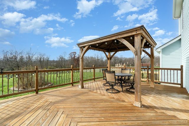 3518 Island Trail Drive, Williamsburg, OH 45176