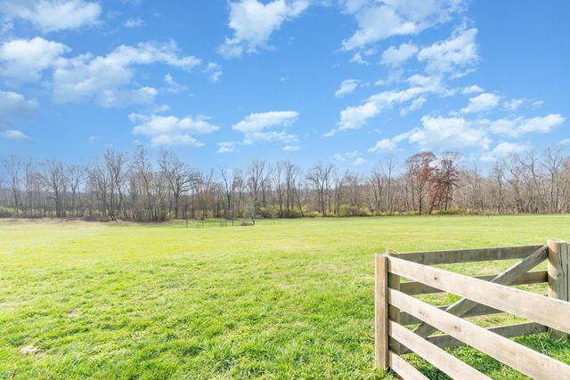 3518 Island Trail Drive, Williamsburg, OH 45176