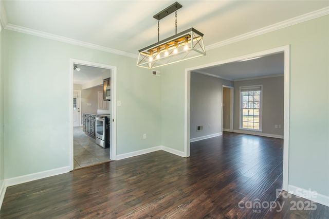 8708 Parkchester Drive, Charlotte, NC 28277