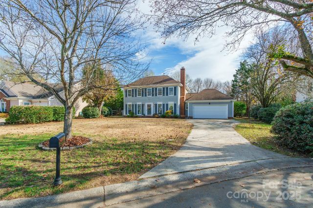 8708 Parkchester Drive, Charlotte, NC 28277