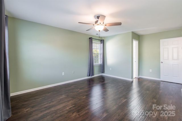 8708 Parkchester Drive, Charlotte, NC 28277