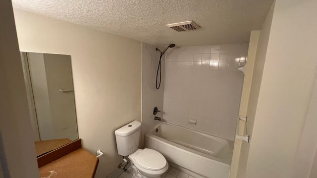 4021 SAN MARINO Boulevard 205, West Palm Beach, FL 33409