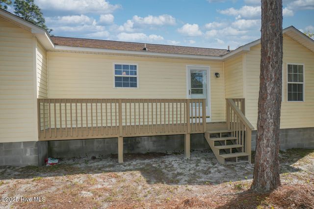 255 Cedar Road, Boiling Spring Lakes, NC 28461