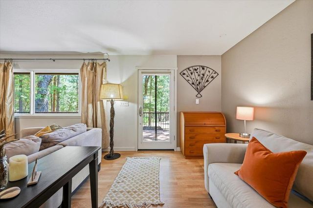 16934 Lake Vera Purdon Rd, Nevada City, CA 95959