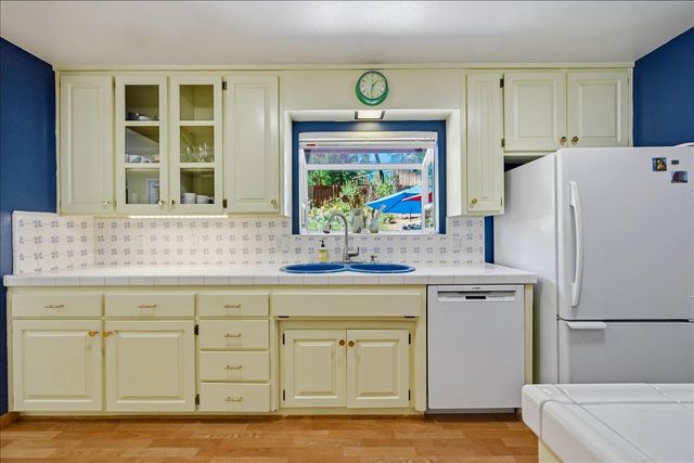 16934 Lake Vera Purdon Rd, Nevada City, CA 95959