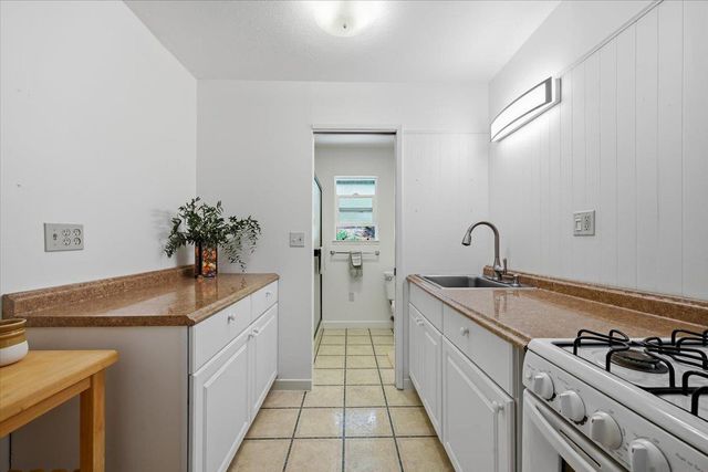 16934 Lake Vera Purdon Rd, Nevada City, CA 95959
