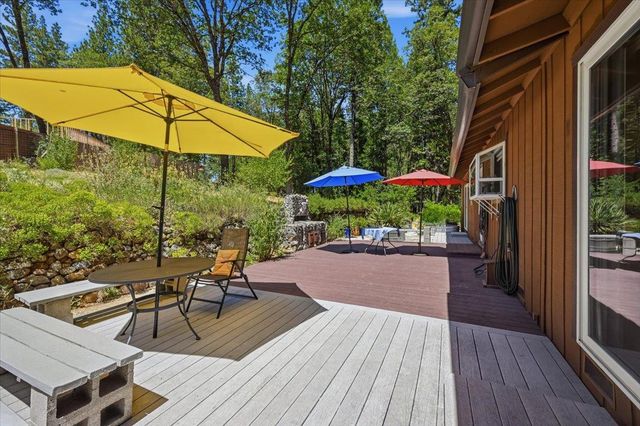 16934 Lake Vera Purdon Rd, Nevada City, CA 95959