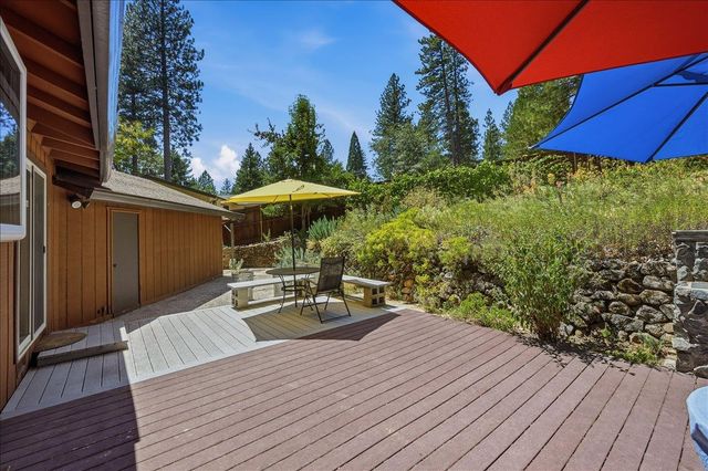 16934 Lake Vera Purdon Rd, Nevada City, CA 95959