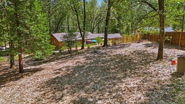 16934 Lake Vera Purdon Rd, Nevada City, CA 95959