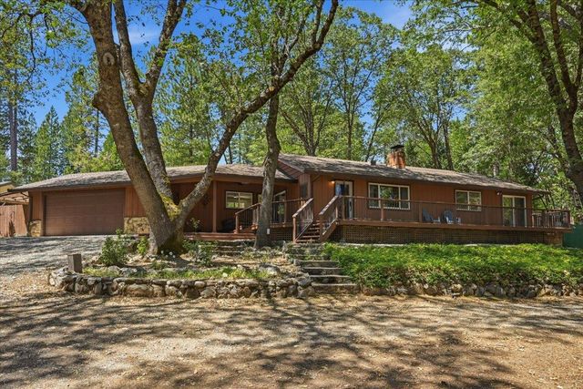 16934 Lake Vera Purdon Rd, Nevada City, CA 95959