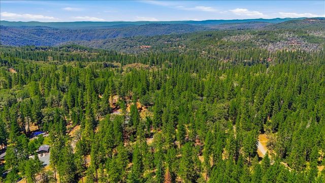 16934 Lake Vera Purdon Rd, Nevada City, CA 95959