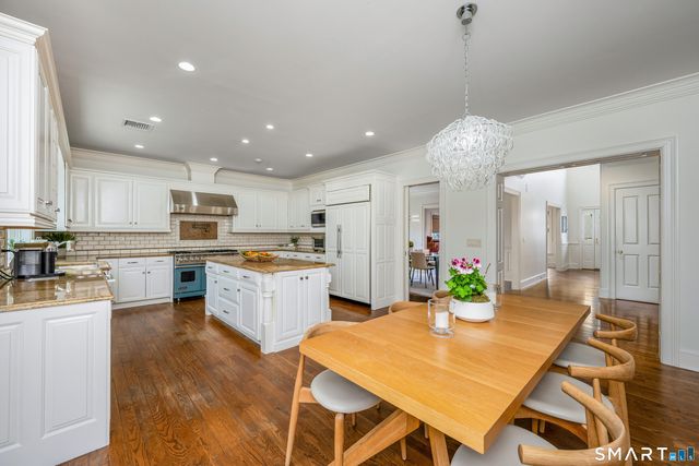 25 Patricia Lane, Darien, CT 06820