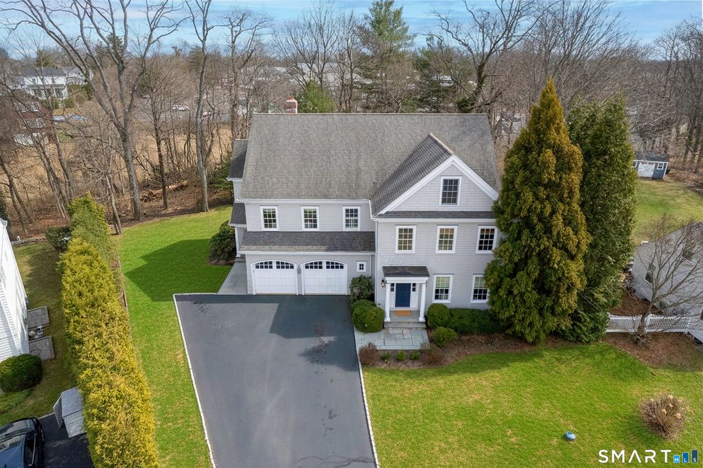 25 Patricia Lane, Darien, CT 06820