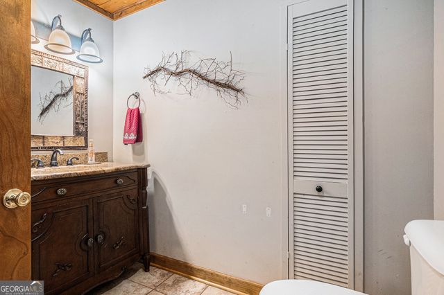 83 Canyon Pass, Cleveland, GA 30528