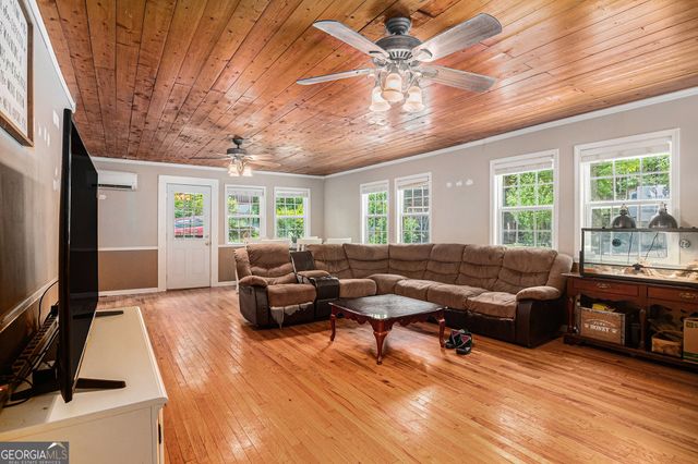 83 Canyon Pass, Cleveland, GA 30528