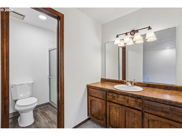 1701 Se 135TH Ave, Portland, OR 97233