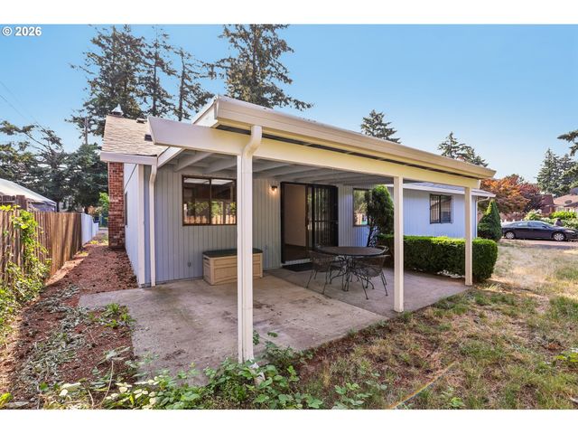 1701 Se 135TH Ave, Portland, OR 97233
