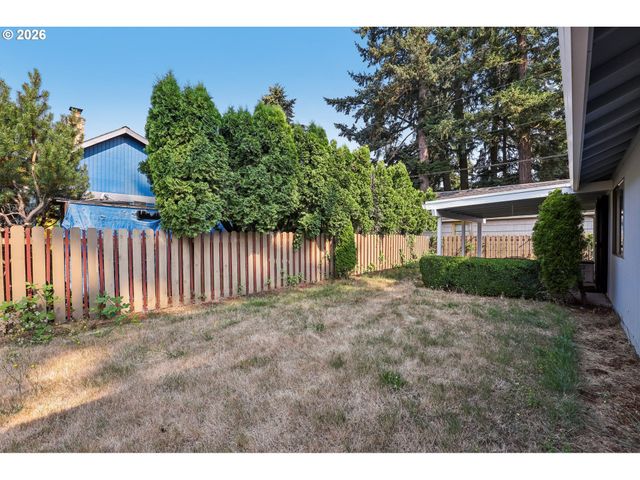 1701 Se 135TH Ave, Portland, OR 97233