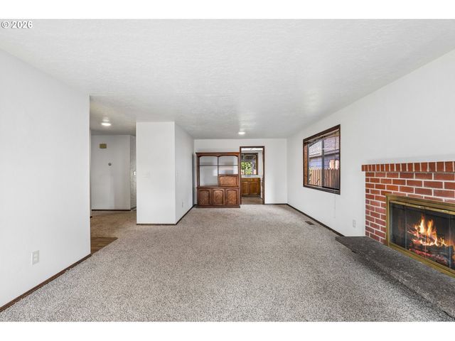 1701 Se 135TH Ave, Portland, OR 97233