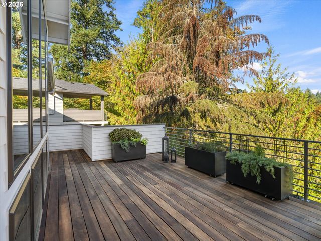 1225 Sw OPHELIA St, Portland, OR 97219