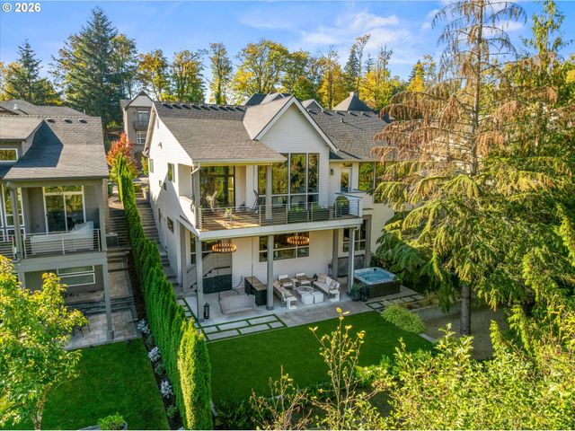 1225 Sw OPHELIA St, Portland, OR 97219