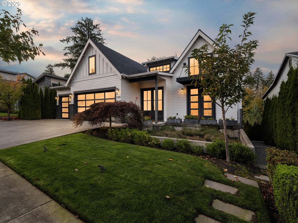 1225 Sw OPHELIA St, Portland, OR 97219
