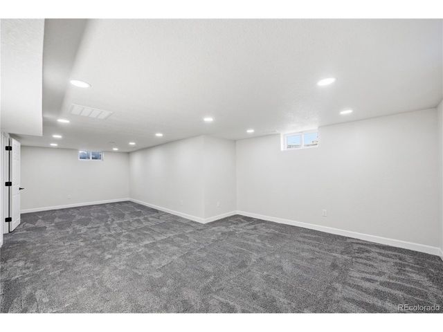 698 S 2nd Ave, Brighton, CO 80601