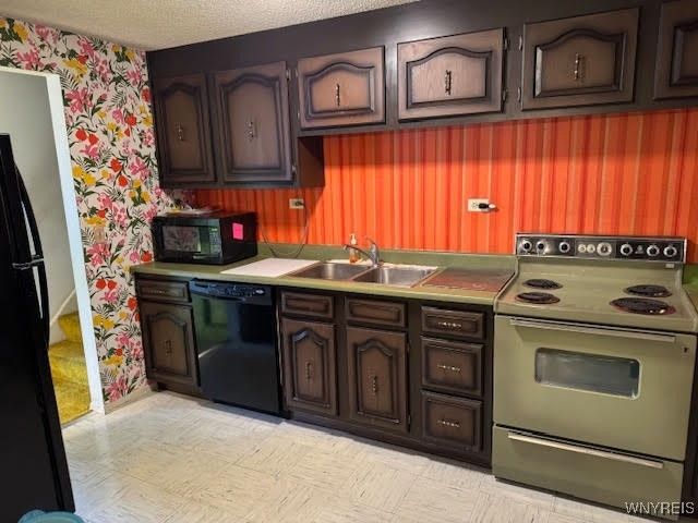 4584 Buckingham Lane, Hamburg, NY 14075