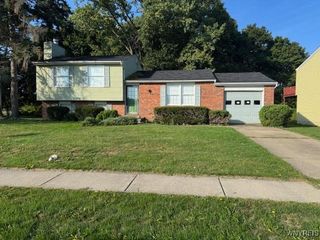 4584 Buckingham Lane, Hamburg, NY 14075