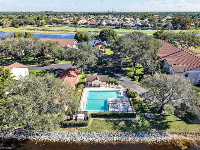 9851 Costa Mesa LN # 302, Bonita Springs, FL 34135