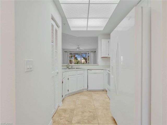 9851 Costa Mesa LN # 302, Bonita Springs, FL 34135