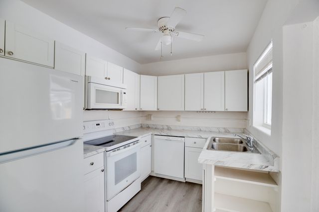 1625 30TH Avenue, Vero Beach, FL 32960