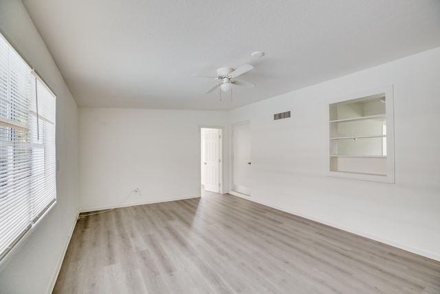 1625 30TH Avenue, Vero Beach, FL 32960