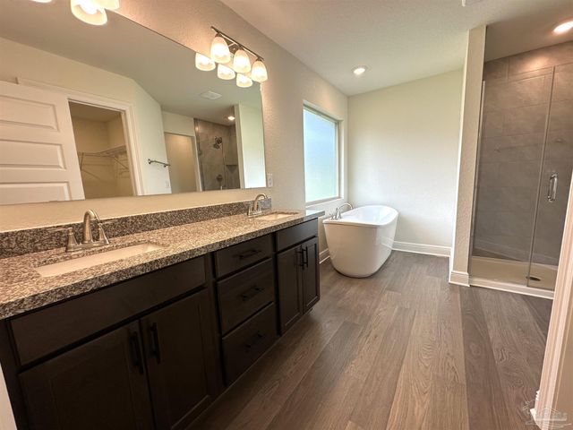 5231 Wahoo Rd, Pace, FL 32571