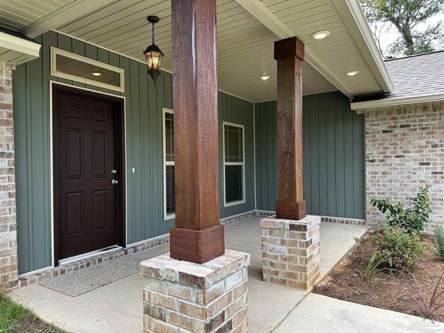 5231 Wahoo Rd, Pace, FL 32571