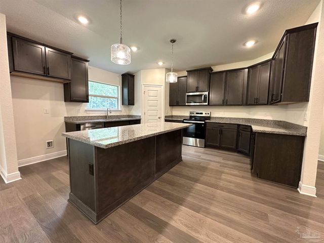 5231 Wahoo Rd, Pace, FL 32571