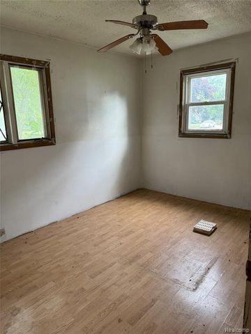 824 Harbor Avenue, Monroe, MI 48162