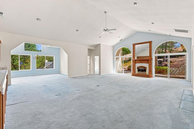 12717 Lake Wildwood Dr, Penn Valley, CA 95946