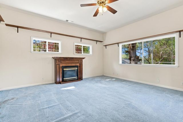 12717 Lake Wildwood Dr, Penn Valley, CA 95946