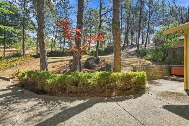 12717 Lake Wildwood Dr, Penn Valley, CA 95946
