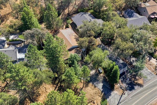 12717 Lake Wildwood Dr, Penn Valley, CA 95946