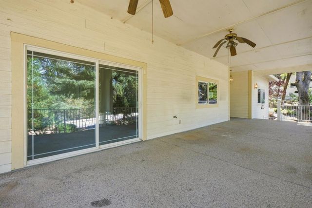 12717 Lake Wildwood Dr, Penn Valley, CA 95946