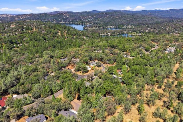12717 Lake Wildwood Dr, Penn Valley, CA 95946