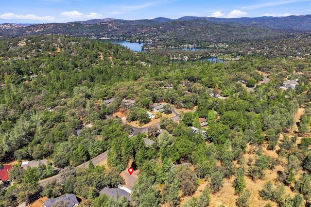 12717 Lake Wildwood Dr, Penn Valley, CA 95946