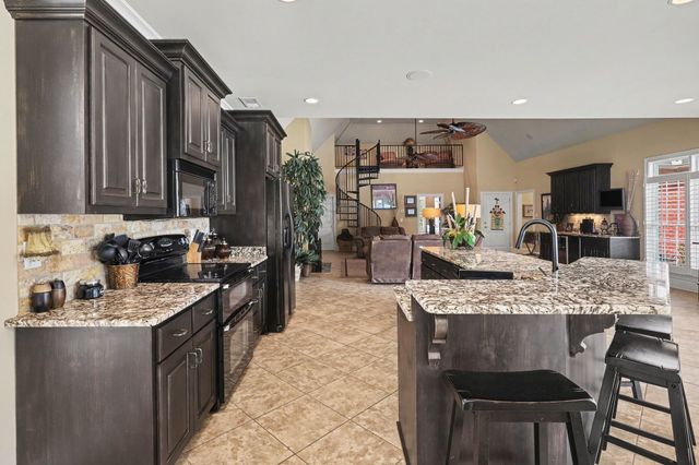 107 Mimosa Dr, Gallatin, TN 37066