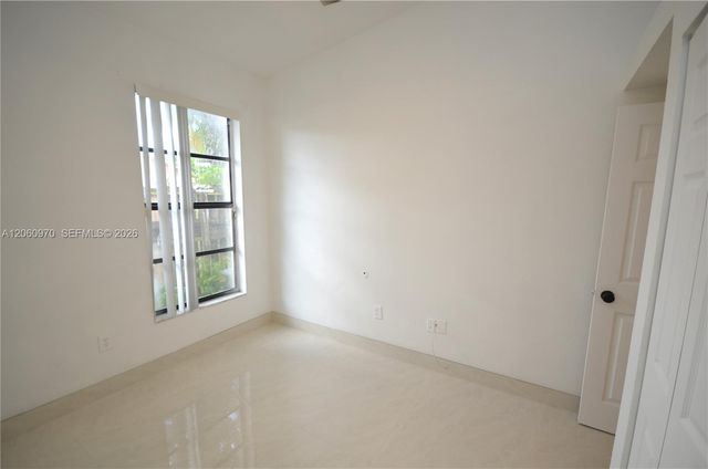 18954 NW 67th Pl 18954, Hialeah, FL 33015