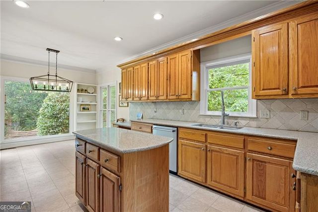 2785 Saddlebrook Way NW, Marietta, GA 30064