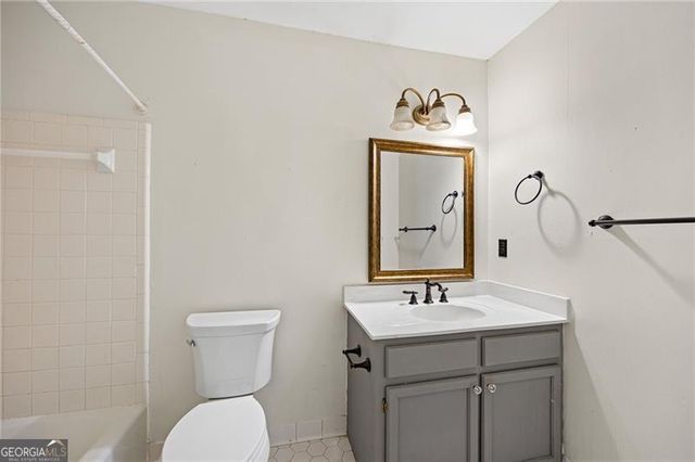 2785 Saddlebrook Way NW, Marietta, GA 30064