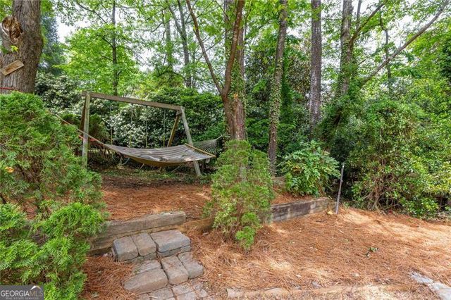 2785 Saddlebrook Way NW, Marietta, GA 30064
