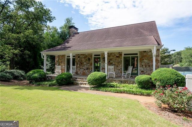 2785 Saddlebrook Way NW, Marietta, GA 30064